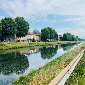 House In Center Affittacamere Pavia