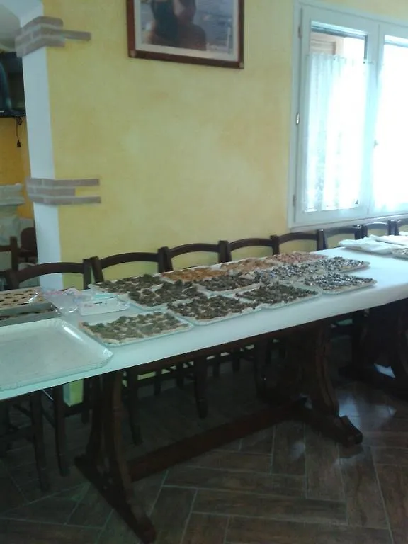 B&B Le Due Rocche Maiolo  Bed & Breakfast